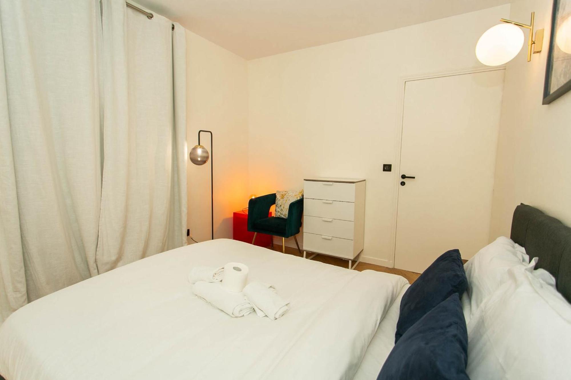 Haussmann - 2Br Near Champs-Elysees - Cityapartmentstay باريس المظهر الخارجي الصورة