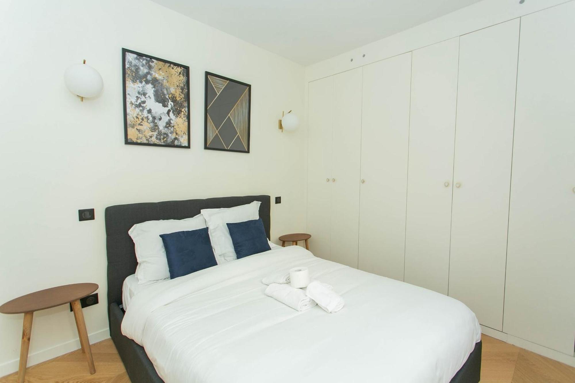 Haussmann - 2Br Near Champs-Elysees - Cityapartmentstay باريس المظهر الخارجي الصورة