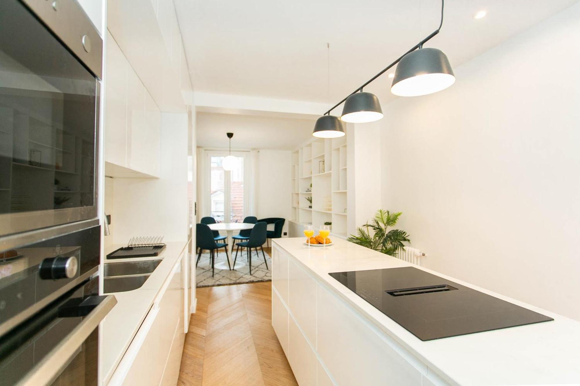 Haussmann - 2Br Near Champs-Elysees - Cityapartmentstay باريس المظهر الخارجي الصورة