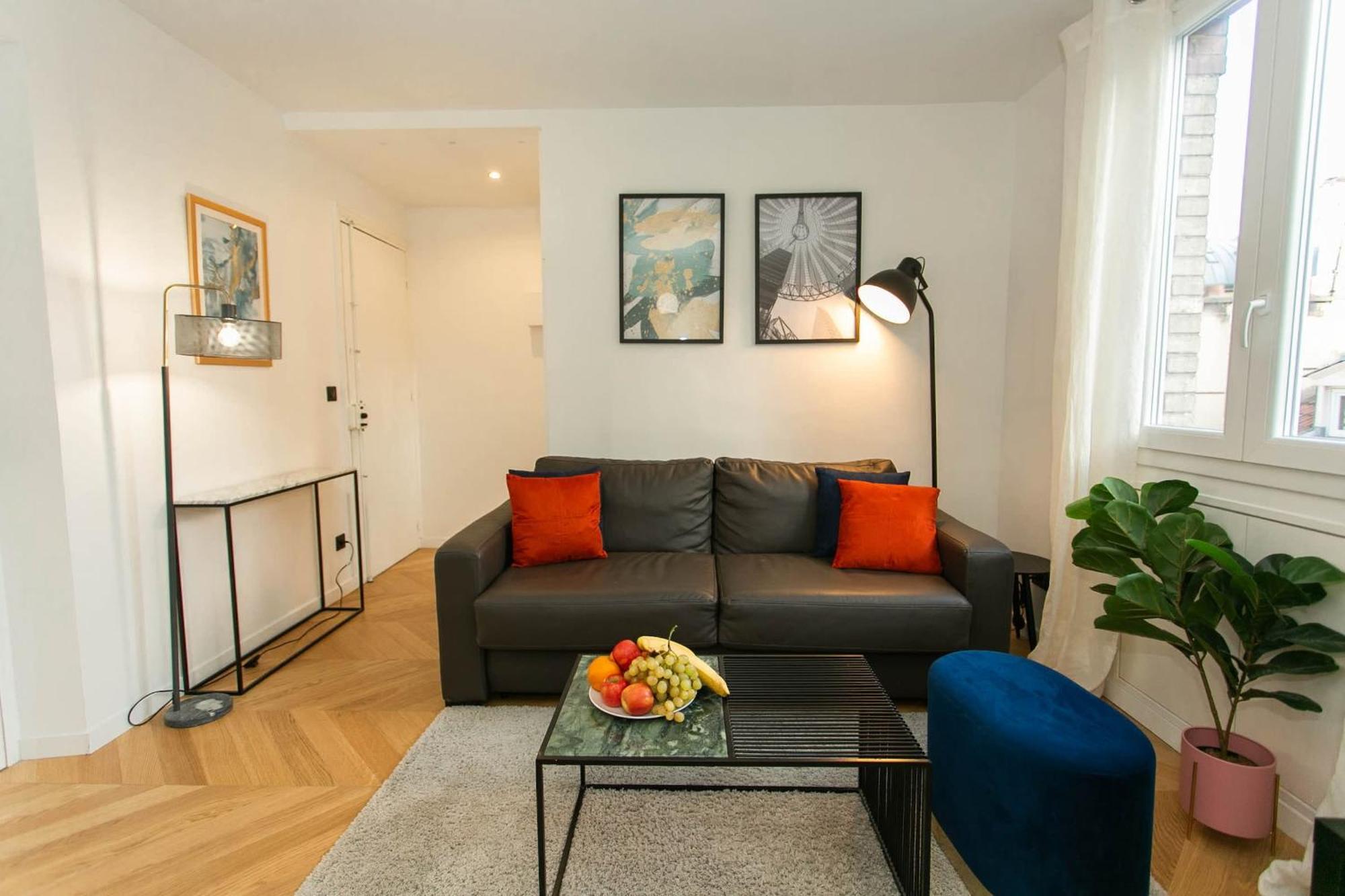 Haussmann - 2Br Near Champs-Elysees - Cityapartmentstay باريس المظهر الخارجي الصورة