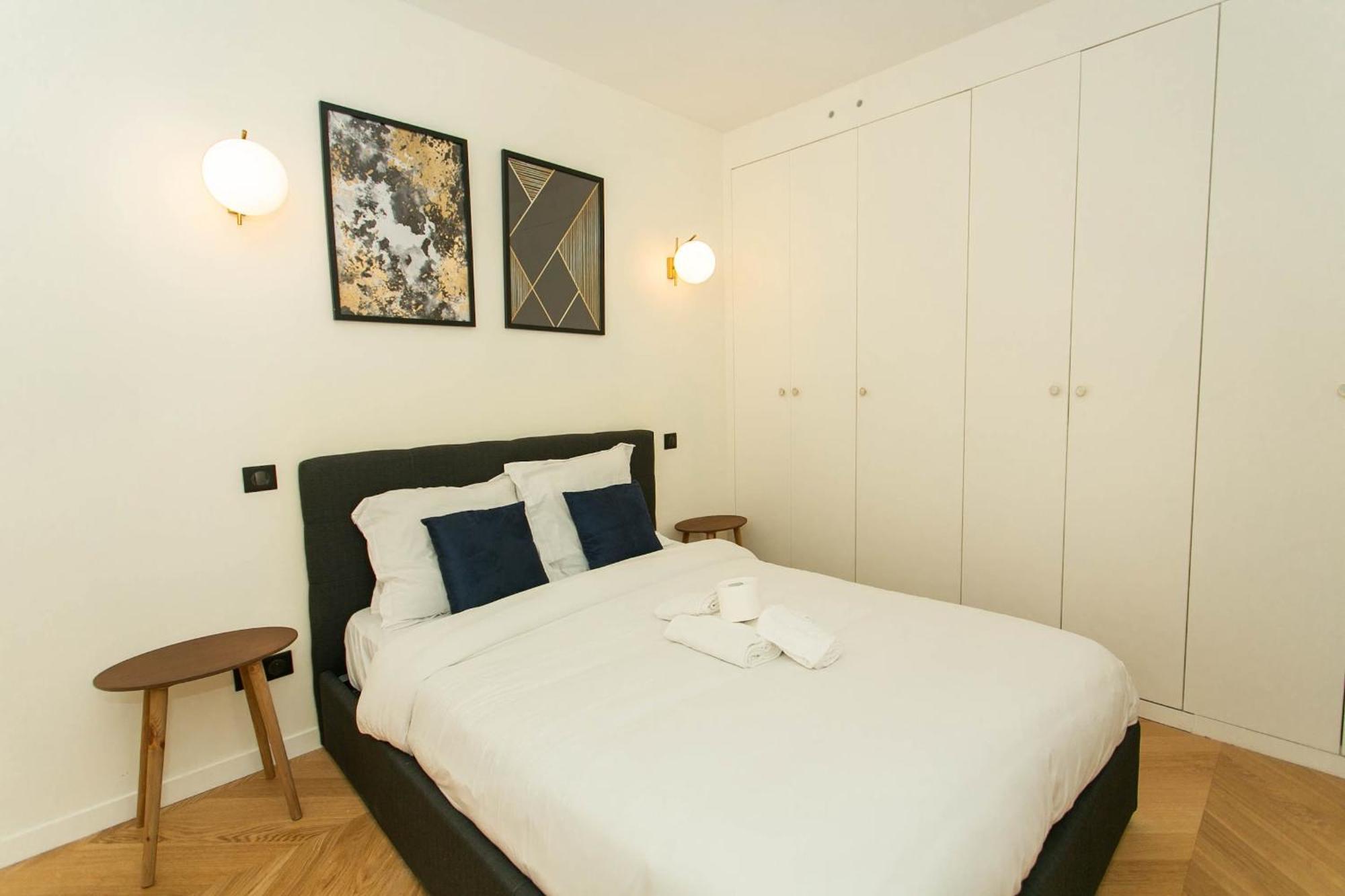 Haussmann - 2Br Near Champs-Elysees - Cityapartmentstay باريس المظهر الخارجي الصورة